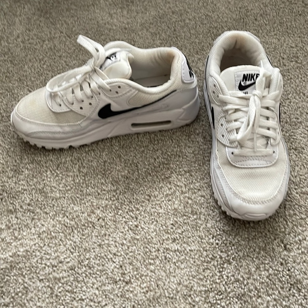 Women’s Nike air max 90